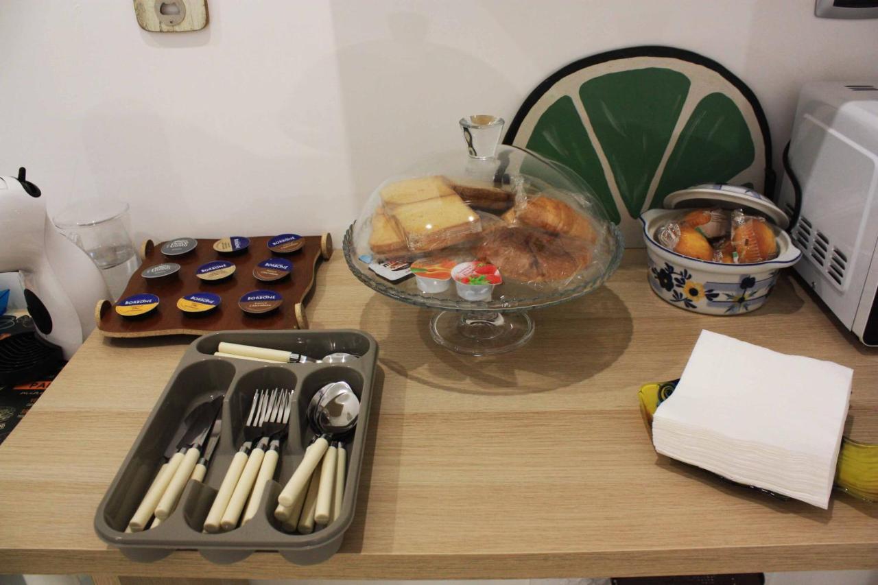 Bed And Breakfast I 7 Venti- 7 Winds 나폴리 외부 사진