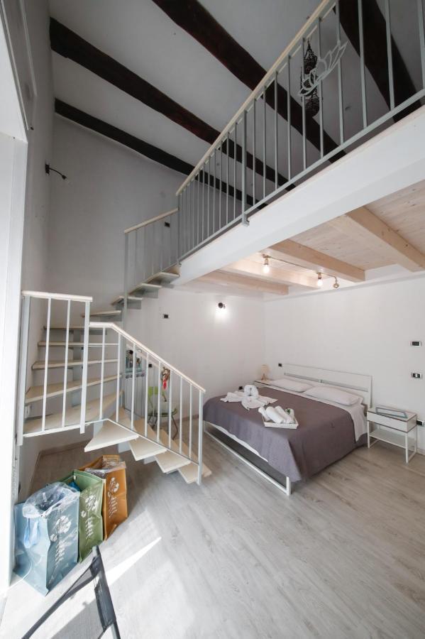 Bed And Breakfast I 7 Venti- 7 Winds 나폴리 외부 사진